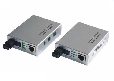 China Single Mode LC 20KM Fiber Optic Gigabit Ethernet Media Converter 10 /100 /1000M UTP supplier
